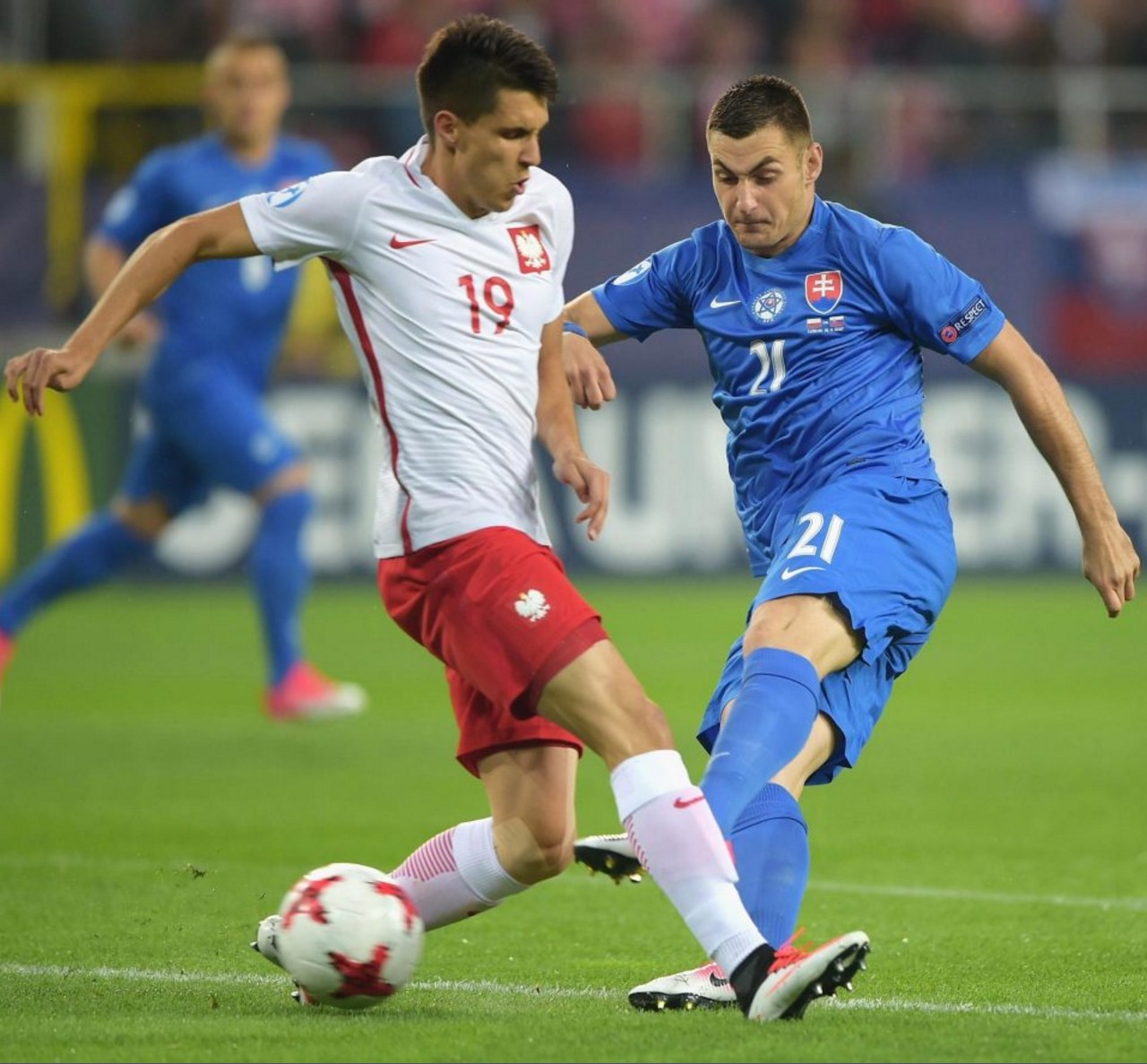 斯洛伐克抗挑战，欧锦赛门票争夺战的简单介绍