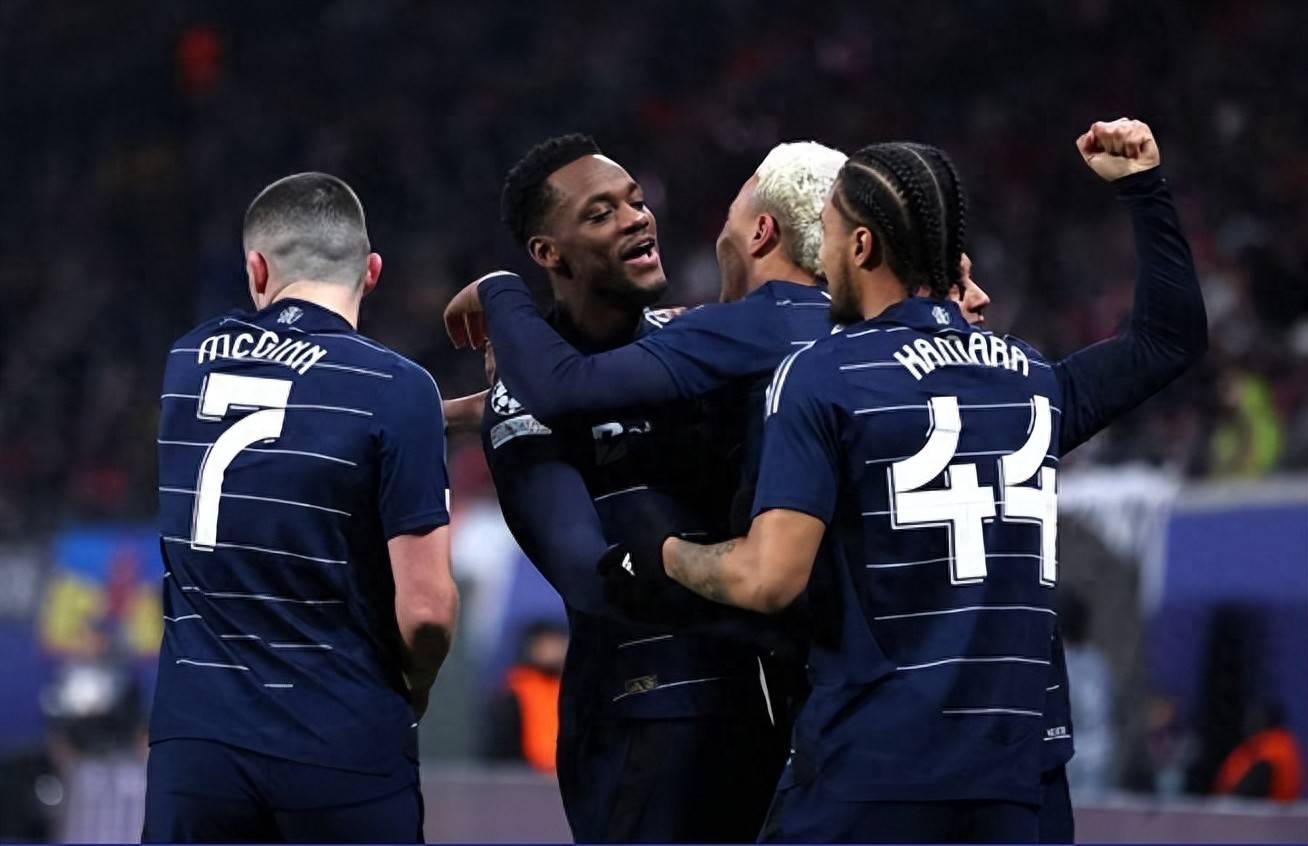 关于智利惨遭淘汰，欧预赛之旅提前终结的信息