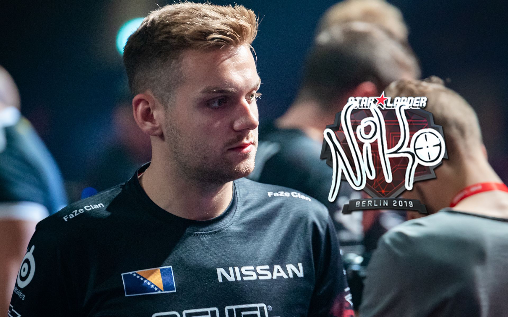 关于FaZeClan夺下首局Bo5，NiKo狙击手段夺目的信息