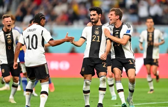 德国队逆转获得世界杯小组出线权