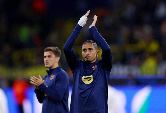 关于欧洲足球争霸赛场，球员们拼尽全力争取晋级的信息