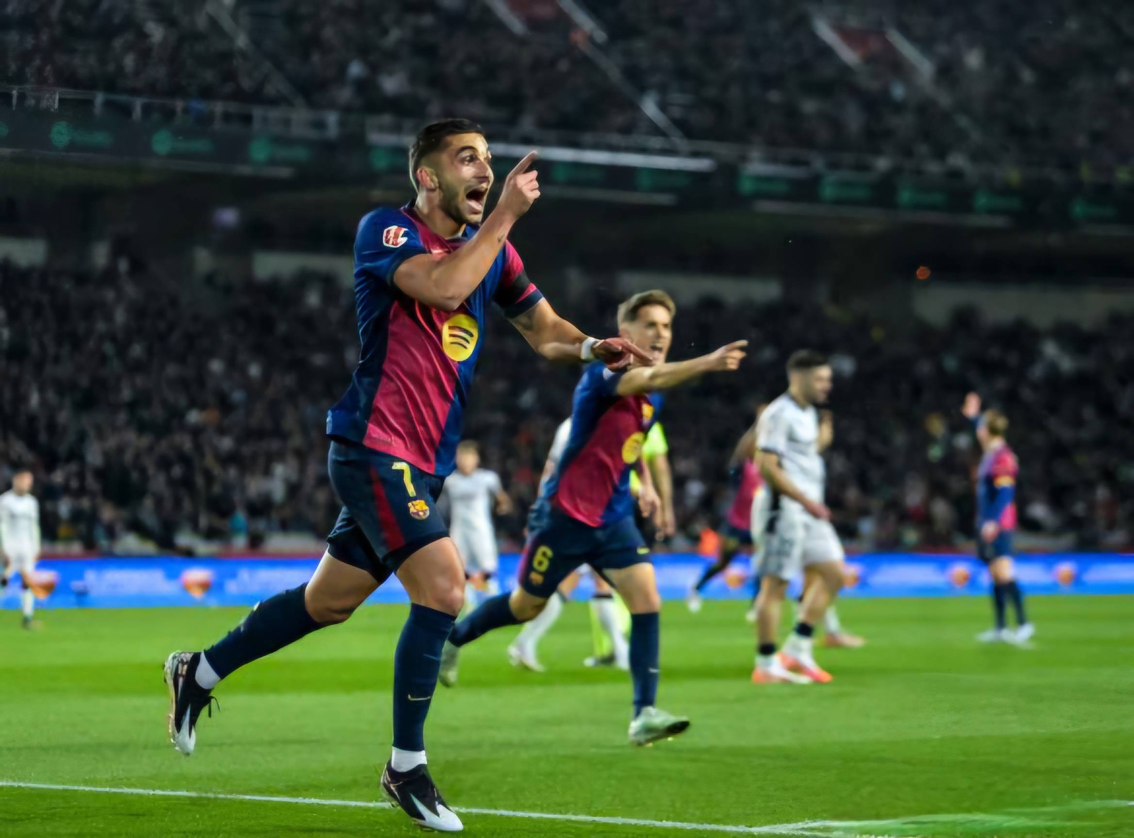 巴萨主场作战，球迷心态紧张！