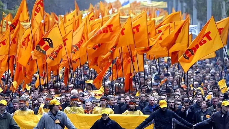 乌克兰队在与波兰队的对决中获得胜利