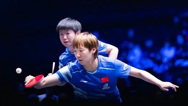 中国羽毛球队绝地反击丹麦羽毛球队，马琳高光表现的简单介绍