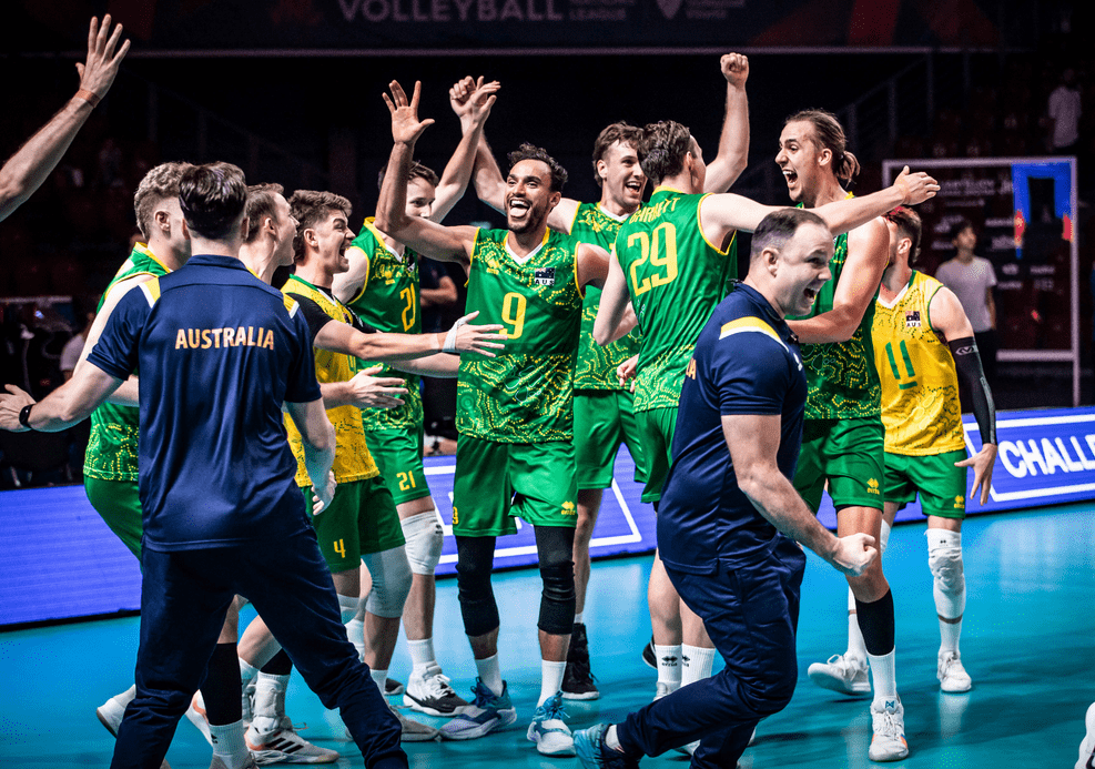 包含美国网球队鏖战日本网球队，穆雷完成帽子戏法的词条