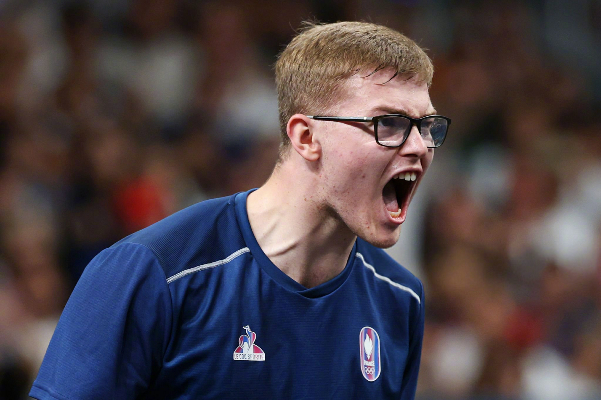 关于法国乒乓球队险胜波兰乒乓球队，张本智和爆发神勇的信息