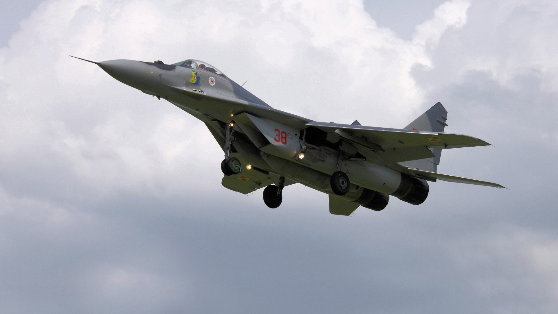 利刃破长空,贝恩致命绝杀引领雷霆逆转鹈鹕