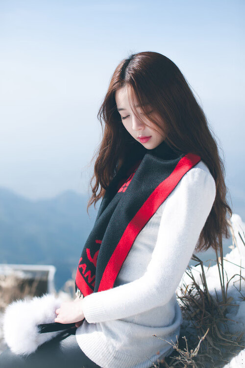 太阳压哨击败快船,库里成为关键先生