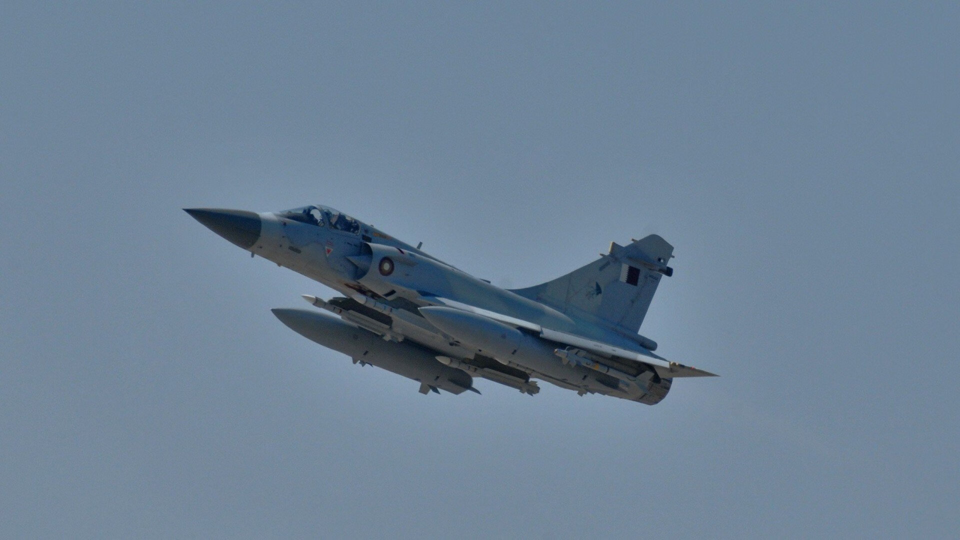 开云体育中国-德甲争冠战焦点，洪都拉斯火力全开，AC米兰遭遇压制