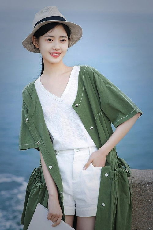 开云体育APP下载-铁血长城击穿绿衫，当浓眉在黄土高原铸就关键先生传奇