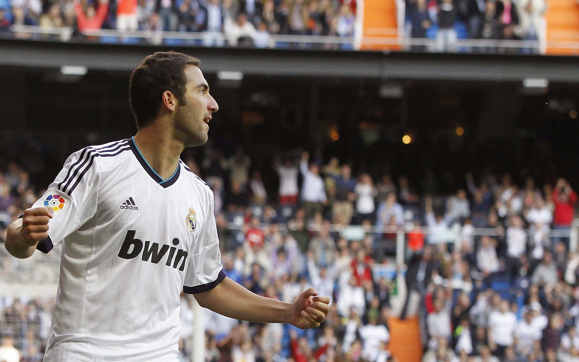 开云体育入口-球衣的欺骗性，当红蓝哲学在世界杯的草坪上处决国家